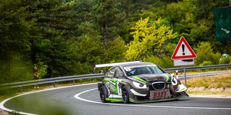 Cazin Grand Prix u rukama Petra Dajaka i Dejana Dimitrijevića