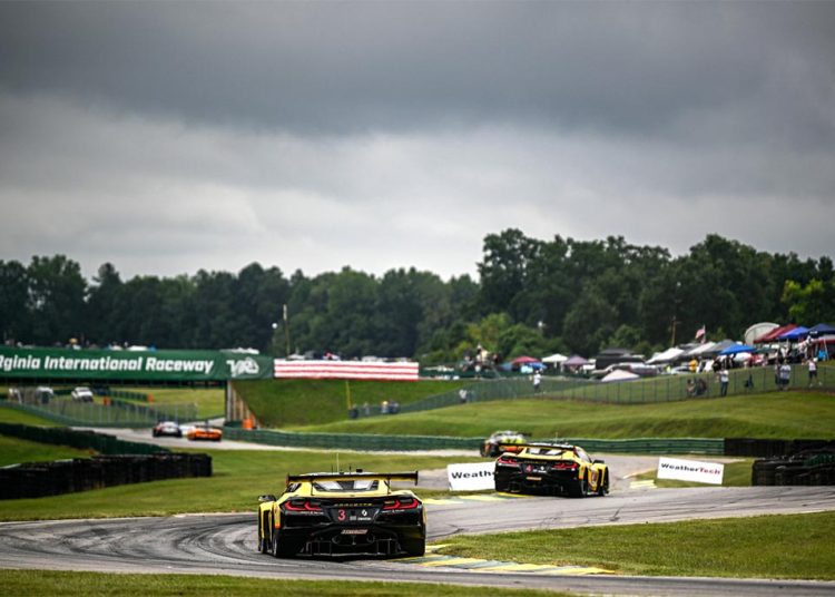 Corvette Racing na Indyju: Bitke za naslov na Bricksu