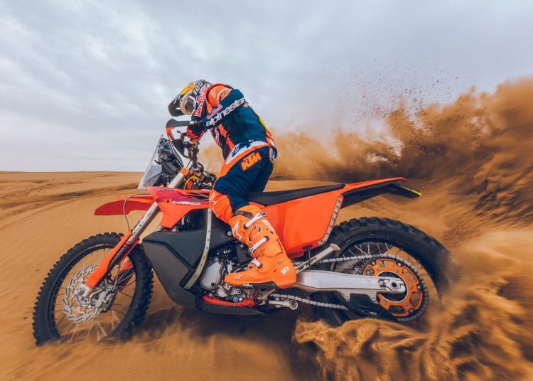 KTM prvi put predstavlja repliku Dakar-Spec 450 Rallyja u SAD-u, cijena 42.499 dolara