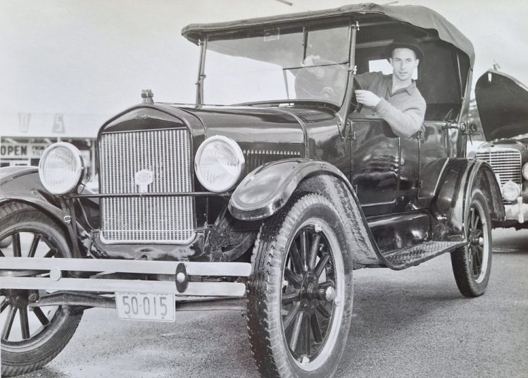 Klub starinskih i klasičnih automobila obilazi ceste Grey-Bruce povodom 60. obljetnice Klub starinskih i klasičnih automobila obilazi ceste Grey-Bruce povodom 60. obljetnice