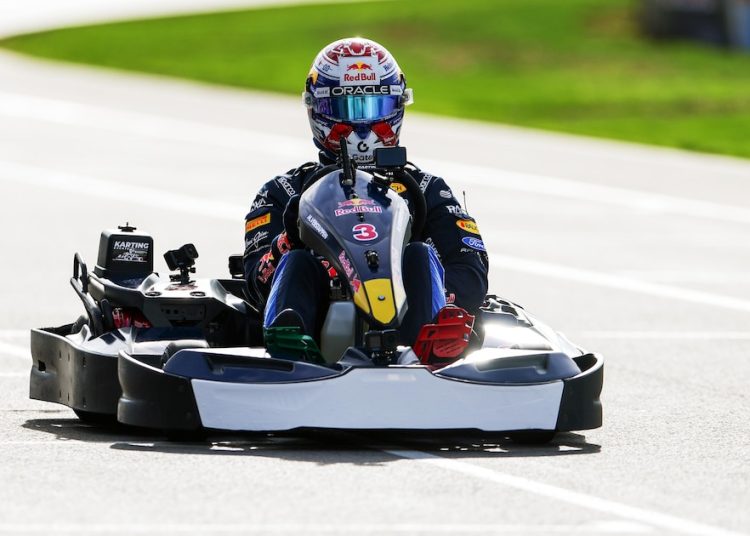 Max Verstappen pobjeđuje 100 karting vozača u Red Bull F1 Star izazovu ‘Max vs. 100’