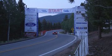 Pikes Peak International Hill Climb domaćin 104. utrke