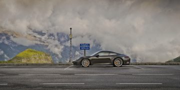 Porsche odaje počast europskim brdskim utrkama s novim 911 GT3 Bergspor