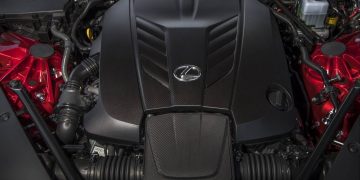 Toyota 2UR-GSE: V8 Yamaha pomogla u dizajnu
