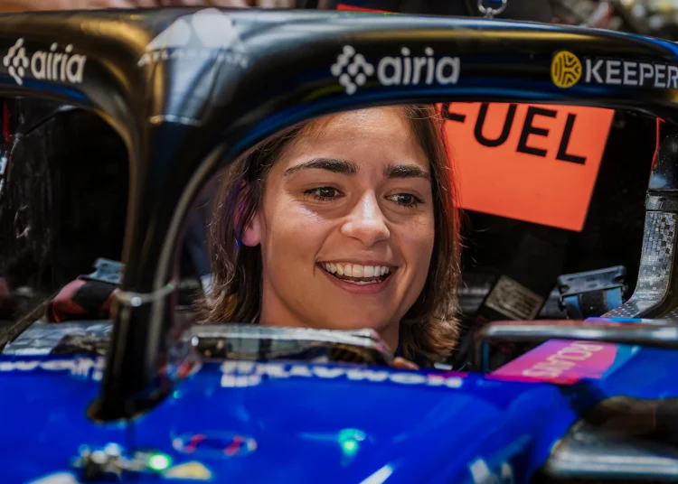 Williamsov ambasador Jamie Chadwick završila je prvi F1 test u Portimau Williamsov ambasador Jamie Chadwick završila je prvi F1 test u Portimau