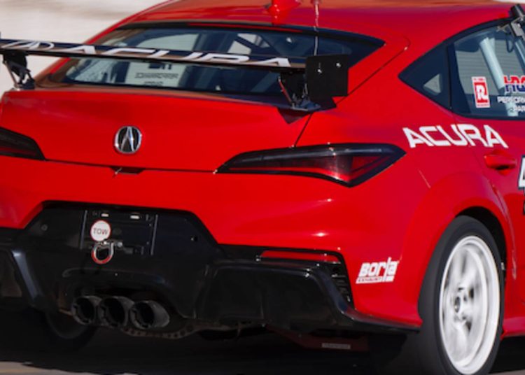 Acura vjeruje da njezina Integra prilagođena za utrke može postaviti rekord na Pikes Peaku Acura vjeruje da njezina Integra prilagođena za utrke može postaviti rekord na Pikes Peaku