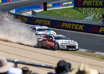 Drama u prvom krugu odgađa nekoliko automobila, vodeći izostaju – prvenstvo Repco Supercars Drama u prvom krugu odgađa nekoliko automobila, vodeći izostaju – prvenstvo Repco Supercars