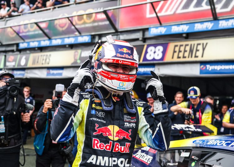Feeney osigurava pole position na GC500, Payne tek 12. Feeney osigurava pole position na GC500, Payne tek 12.