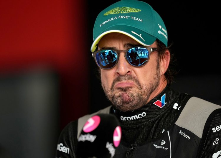 Fernando Alonso se priprema za povratak na reli Dakar s Aston Martinom Fernando Alonso se priprema za povratak na reli Dakar s Aston Martinom