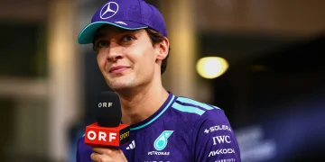 George Russell obećava ‘sveopći napad’ s pozicije na startu usred kazne motora