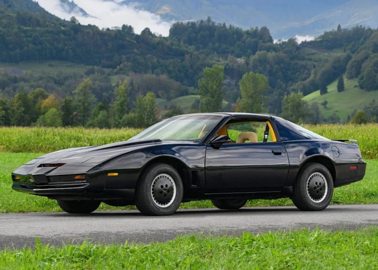 Hasselhoffov Knight Rider Tour Auto postavlja kolekcionarima teže pitanje od ‘Je li originalan?’ Hasselhoffov Knight Rider Tour Auto postavlja kolekcionarima teže pitanje od ‘Je li originalan?’