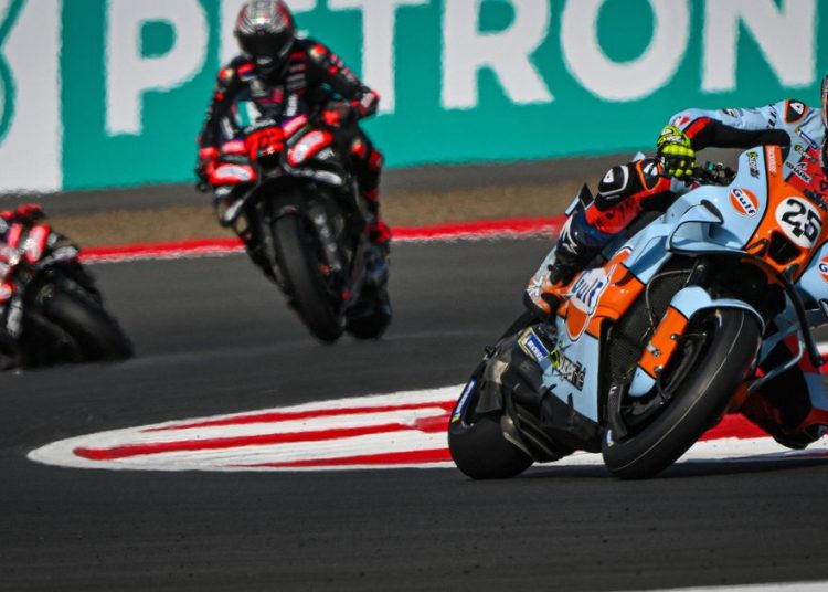 ISTAKNUTO: Aprilia pojačava atmosferu s Mandalikom 1-2-3