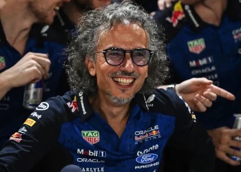 Laurent Mekies potpisuje dugoročno produženje ugovora kao direktor Red Bullove momčadi Laurent Mekies potpisuje dugoročno produženje ugovora kao direktor Red Bullove momčadi