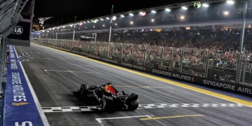 Max Verstappen razbija singapursko prokletstvo dominantnom pobjedom na Marina Bay Street Circuitu