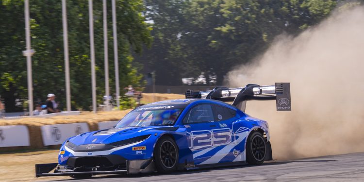 Mustang Super Mach-E ponovo trijumfira na Goodwood Hillu