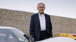 Porsche čestita Valentinu Schäfferu 95. rođendan