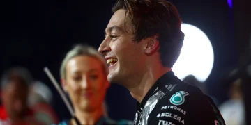 ‘Potvrđujem da stari auto nije loš!’ – George Russell komentira P2 u kvalifikacijama sprinta u Singapuru s smanjenim Mercedesom