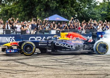 South Mall se ovog vikenda pretvara u trkaću stazu kao Formula 1