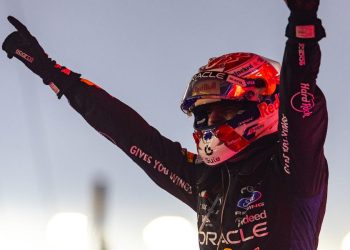 Verstappen konačno osvaja Singapur u povijesnoj F1 pobjedi